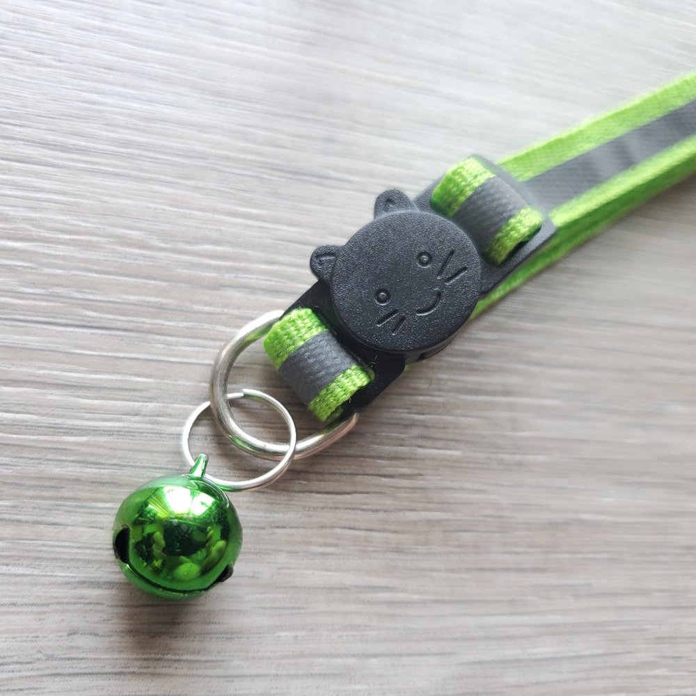NEW Light Green Adult Reflective-Breakaway Cat Collar with Bell